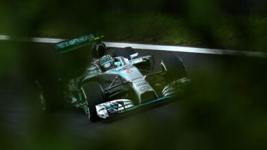 Rosberg manda en la tercera sesión de Libres de Brasil con Alonso octavo