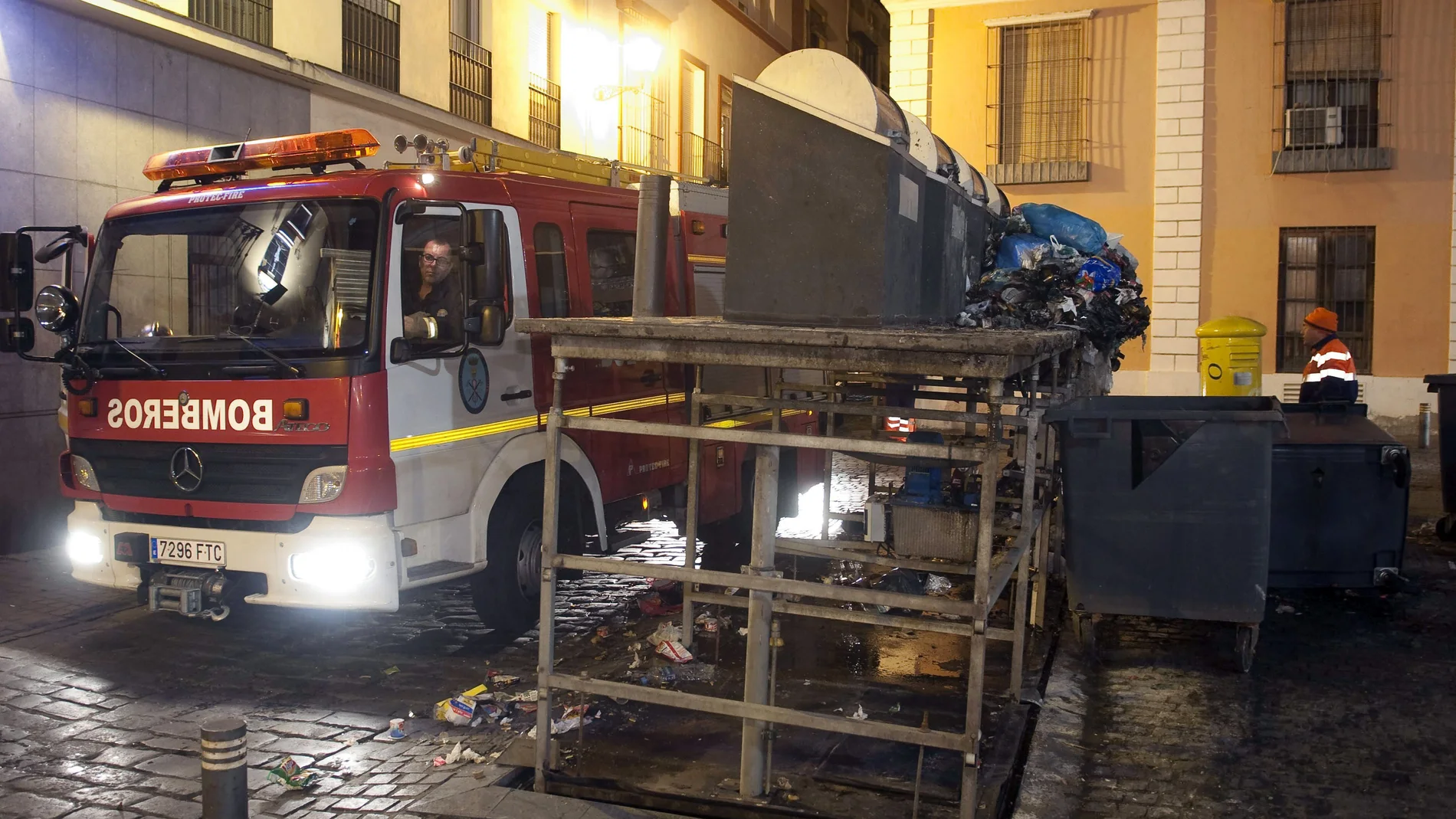 Un coche de bomberos en Sevilla Un coche de bomberos en Sevilla