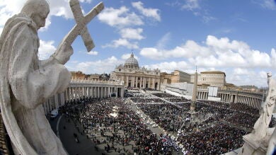 El Vaticano ya cuenta con las duchas para los 'sin techo' que mandó habilitar el Papa
