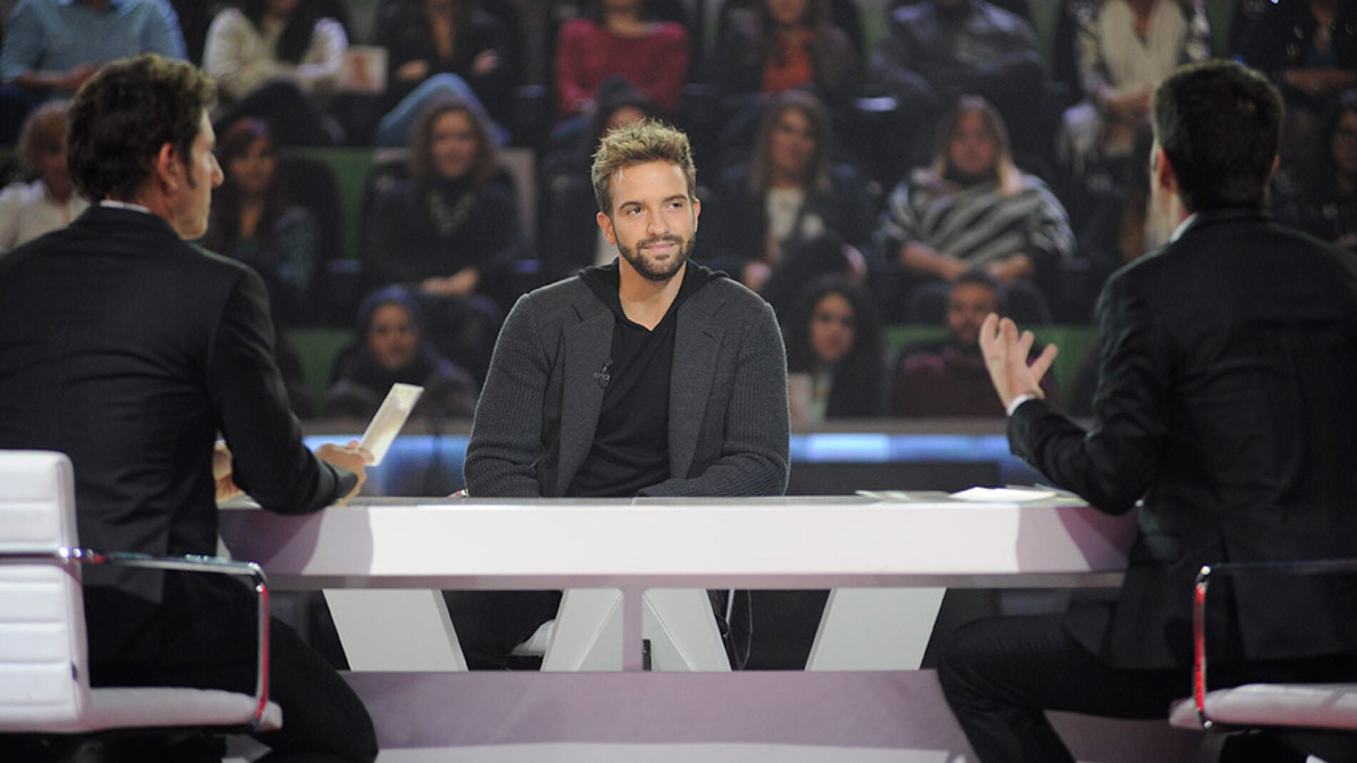 Entrevista a Pablo Albor&aacute;n en Los viernes al show