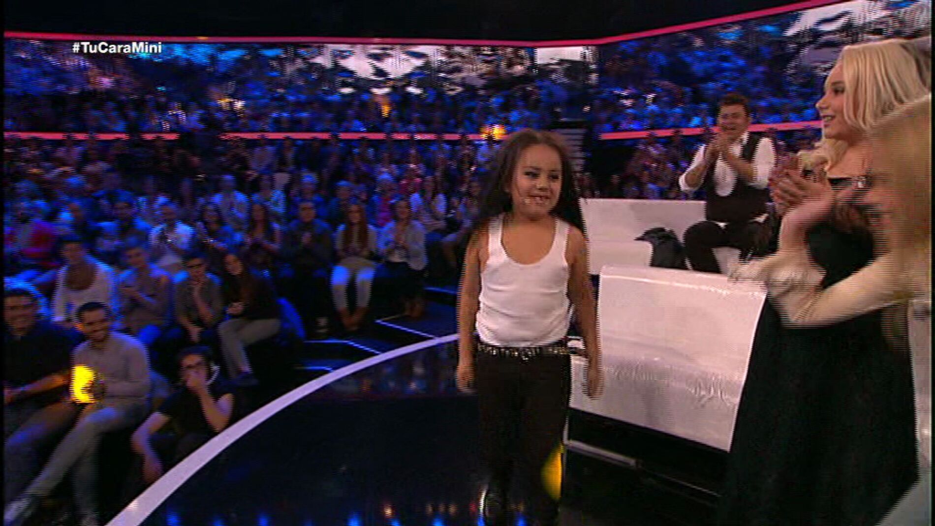 Fran gana el premio al mejor dibujo animado de Tu cara me suena Mini