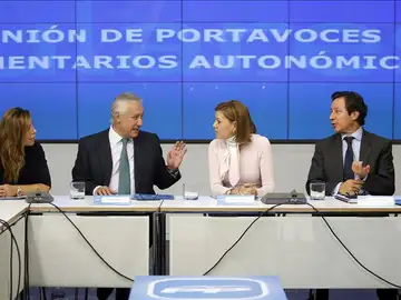 Comisión con María Dolores de Cospedal Comisión con María Dolores de Cospedal