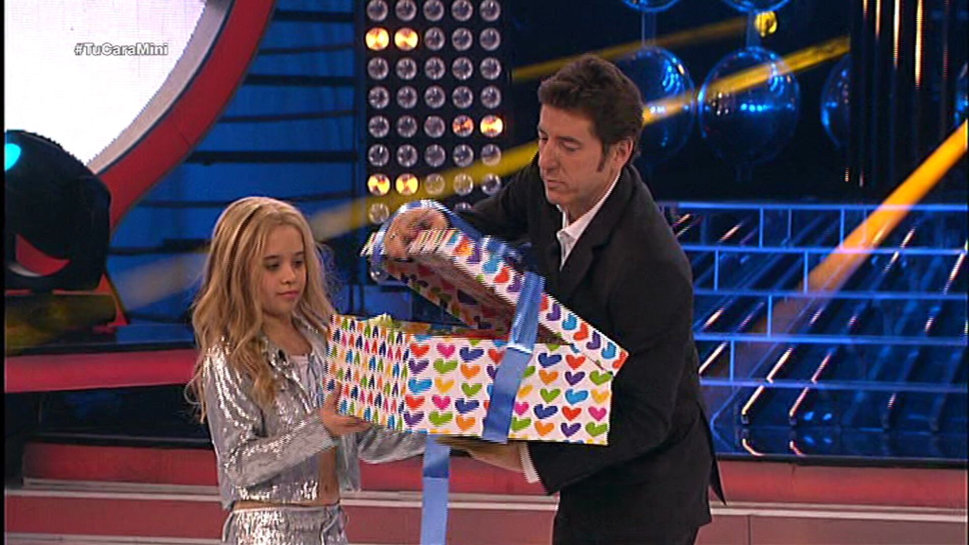 Julia gana el premio a mejor salvavidas de Tu cara me suena Mini