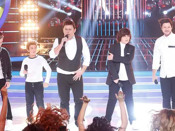 José Luis, Unax, Samuel, Miki Nadal y Daniel Diges imitan a One Direction en Tu cara me suena Mini José Luis, Unax, Samuel, Miki Nadal y Daniel Diges imitan a One Direction en Tu cara me suena Mini