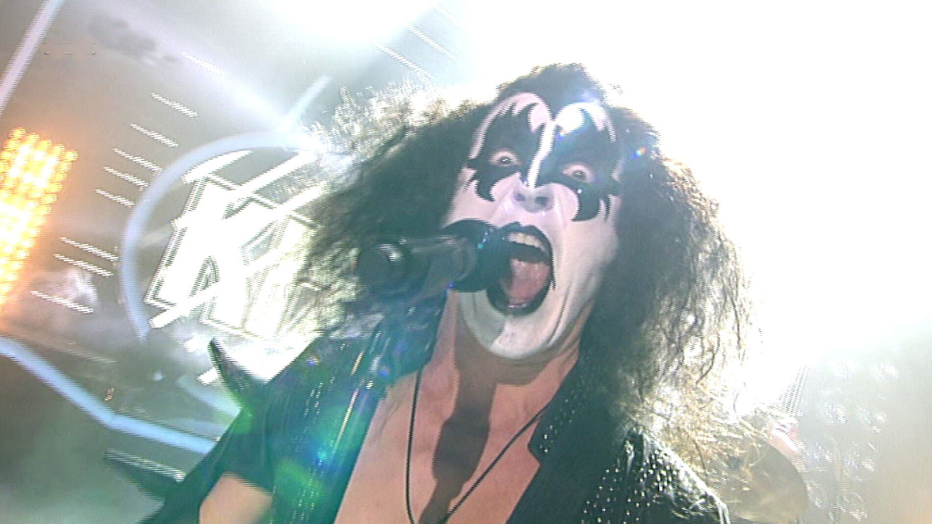 Manel Fuentes, &Aacute;ngel Ll&aacute;cer, M&oacute;nica Naranjo y Carlos Latre imitan a Kiss en Tu cara me suena Mini