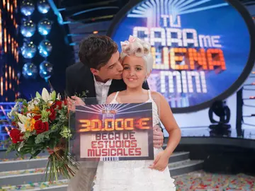 Abril se convierte en la ganadora de Tu cara me suena Mini Abril se convierte en la ganadora de Tu cara me suena Mini