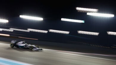 Rosberg bate a Hamilton en los Libres 3 de Abu Dabi con Alonso cuarto