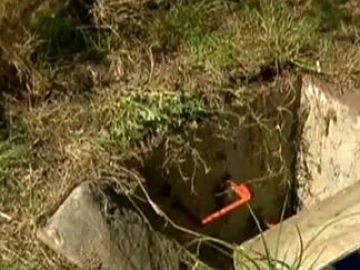 Cloaca en la que fue encontrado el bebé Cloaca en la que fue encontrado el bebé