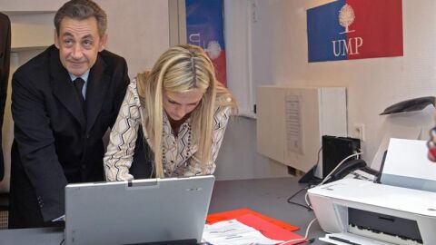 Sarkozy en la sede de UMP