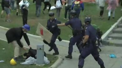 Más de 40 detenidos en los peores enfrentamientos desde el inicio de la protesta en Hong Kong