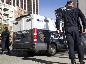 Policía Nacional en Plaza de Castilla