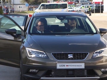 Felipe VI con Artur Mas de copiloto