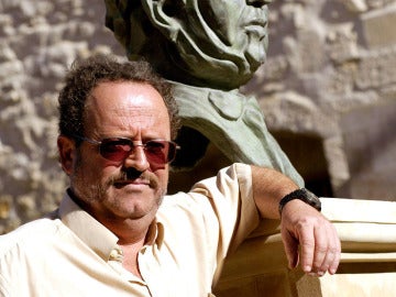 El escritor Rafael de Cózar