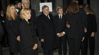 Los Reyes Juan Carlos y doña Sofía presiden el funeral por la duquesa de Alba