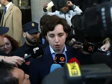 El 'pequeño Nicolás': "Falta documentación por entregar" El 'pequeño Nicolás': "Falta documentación por entregar"