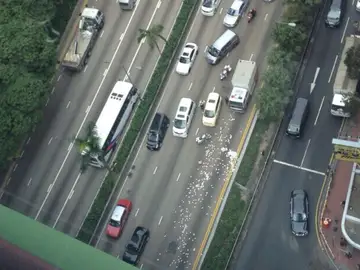 "Lluvia de millones" en Hong Kong "Lluvia de millones" en Hong Kong