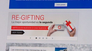 El 're-gifting', la nueva moda para cambiar o devolver regalos no deseados en Navidad