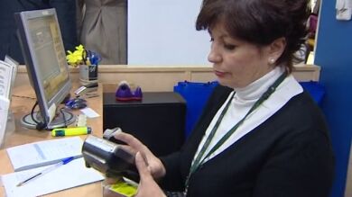 El uso de las tarjetas de crédito aumenta por primera vez desde 2008