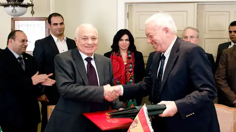 Margallo, con Nabil al Arabi, secretario general de la Liga Árabe Margallo, con Nabil al Arabi, secretario general de la Liga Árabe