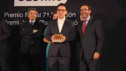 José C. Vales, ganador del premio Nadal José C. Vales, ganador del premio Nadal