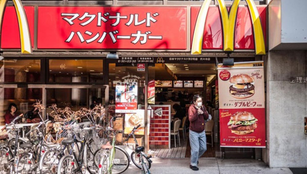 Establecimiento de Mc Donald´s en Japón.