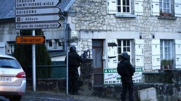 La Policía cerca a los terroristas al norte de París
