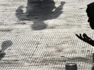 Imagen de recurso de una persona sin hogar Imagen de recurso de una persona sin hogar