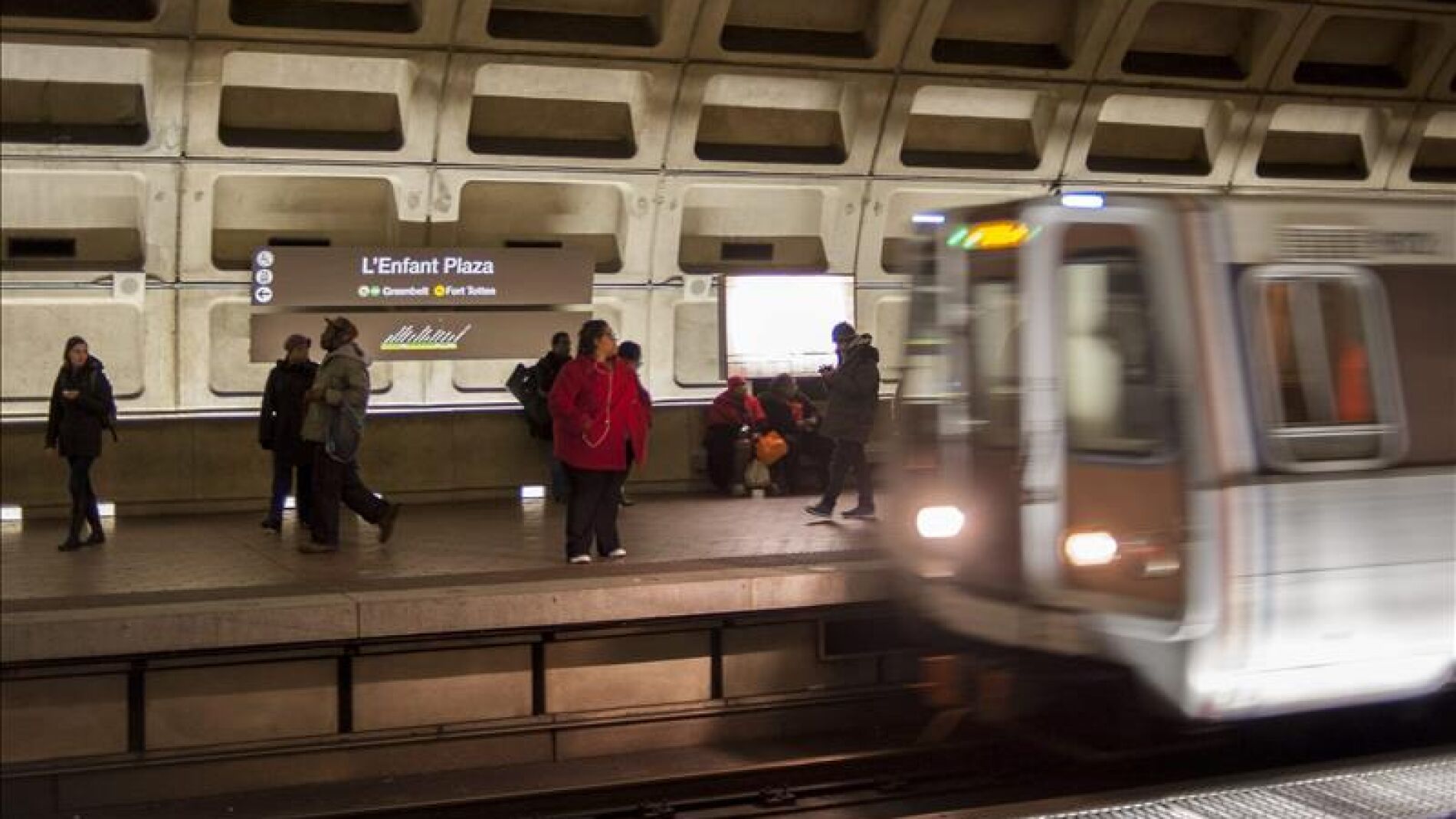 Estaci&oacute;n de metro L&acute;Enfant Plaza, en Washington.