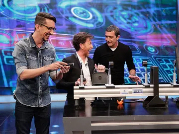 Marron, Pablo Motos y Antonio Banderas en El Hormiguero 3.0 Marron, Pablo Motos y Antonio Banderas en El Hormiguero 3.0