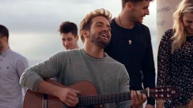 Pablo Alborán presenta su nuevo videoclip 'Pasos De Cero'