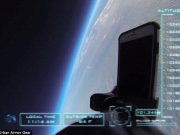 El iPhone 6 en el espacio