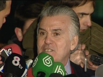 Luis Bárcenas, a su salida de la cárcel