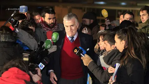 Luis Bárcenas, a su salida de Soto del Real Luis Bárcenas, a su salida de Soto del Real