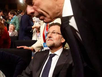 Aznar y Rajoy, en la Convención Nacional del PP Aznar y Rajoy, en la Convención Nacional del PP