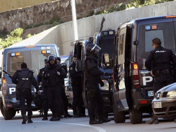 Agentes de la Policía Nacional en Ceuta