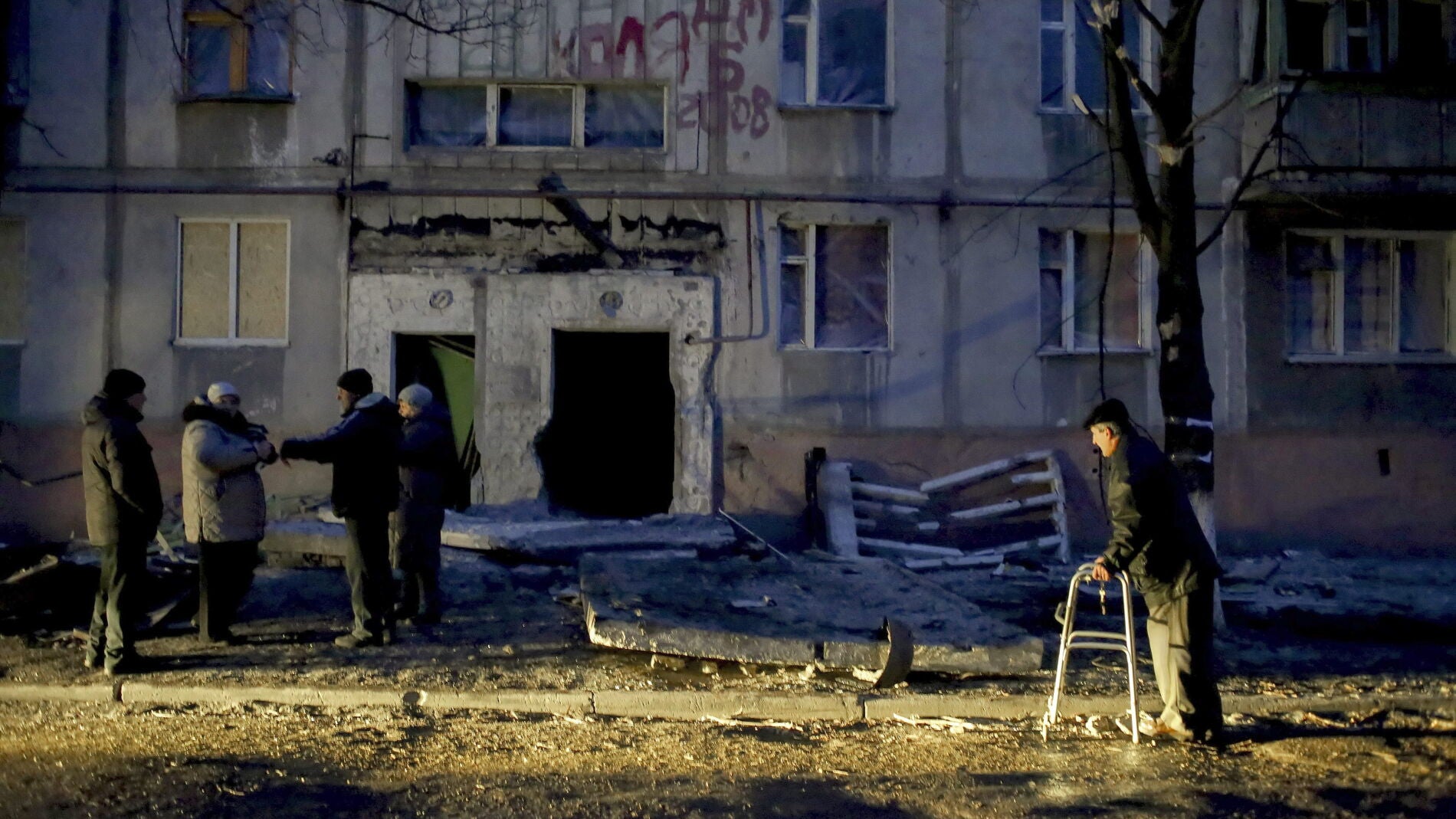 Zona da&ntilde;ada en Mariup&oacute;l