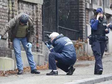 Agentes de la policía belga Agentes de la policía belga