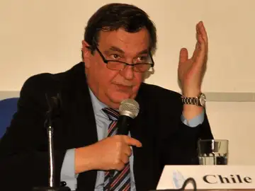 Cristian Barros Cristian Barros