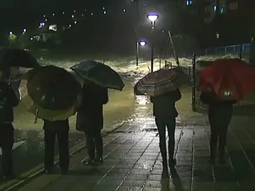 Río desbordado en el País Vasco Río desbordado en el País Vasco