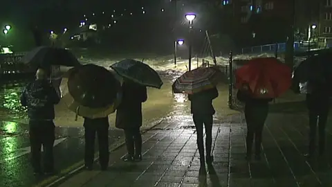 Río desbordado en el País Vasco Río desbordado en el País Vasco