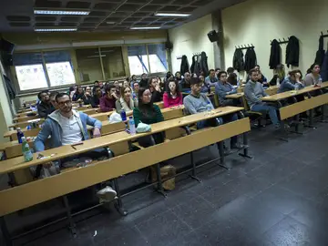 Titulados de Ciencias de la Salud antes de su examen Titulados de Ciencias de la Salud antes de su examen