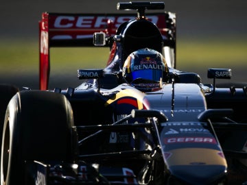 Carlos Sainz 'juega' con la luz de Jerez