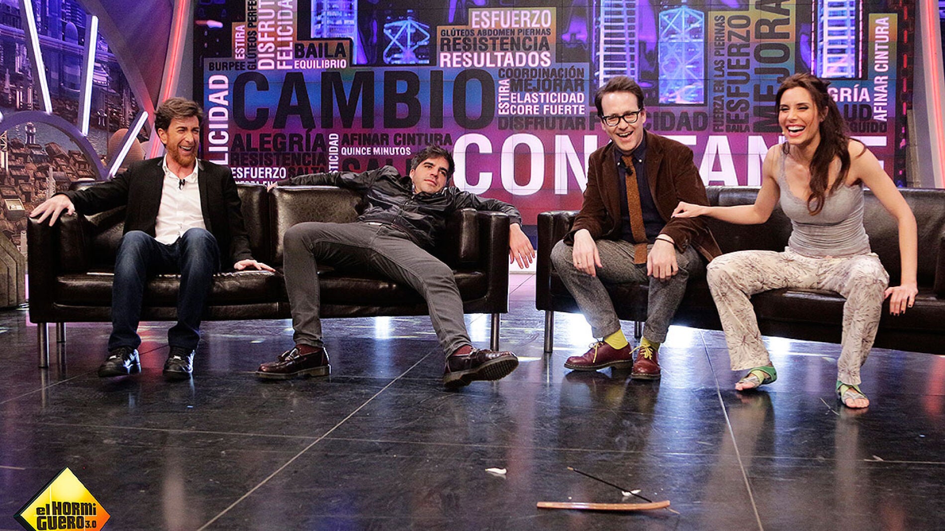 Joaqu&iacute;n Reyes y Ernesto Sevilla con Pilar Rubio en El Hormiguero 3.0