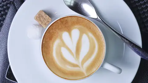 El arte de decorar los cafés El arte de decorar los cafés