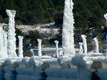 Farolas congeladas en Navacerrada