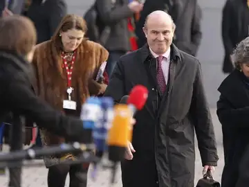 De Guindos en la reunión de Ministros de Economía y Finanzas de la Eurozona De Guindos en la reunión de Ministros de Economía y Finanzas de la Eurozona