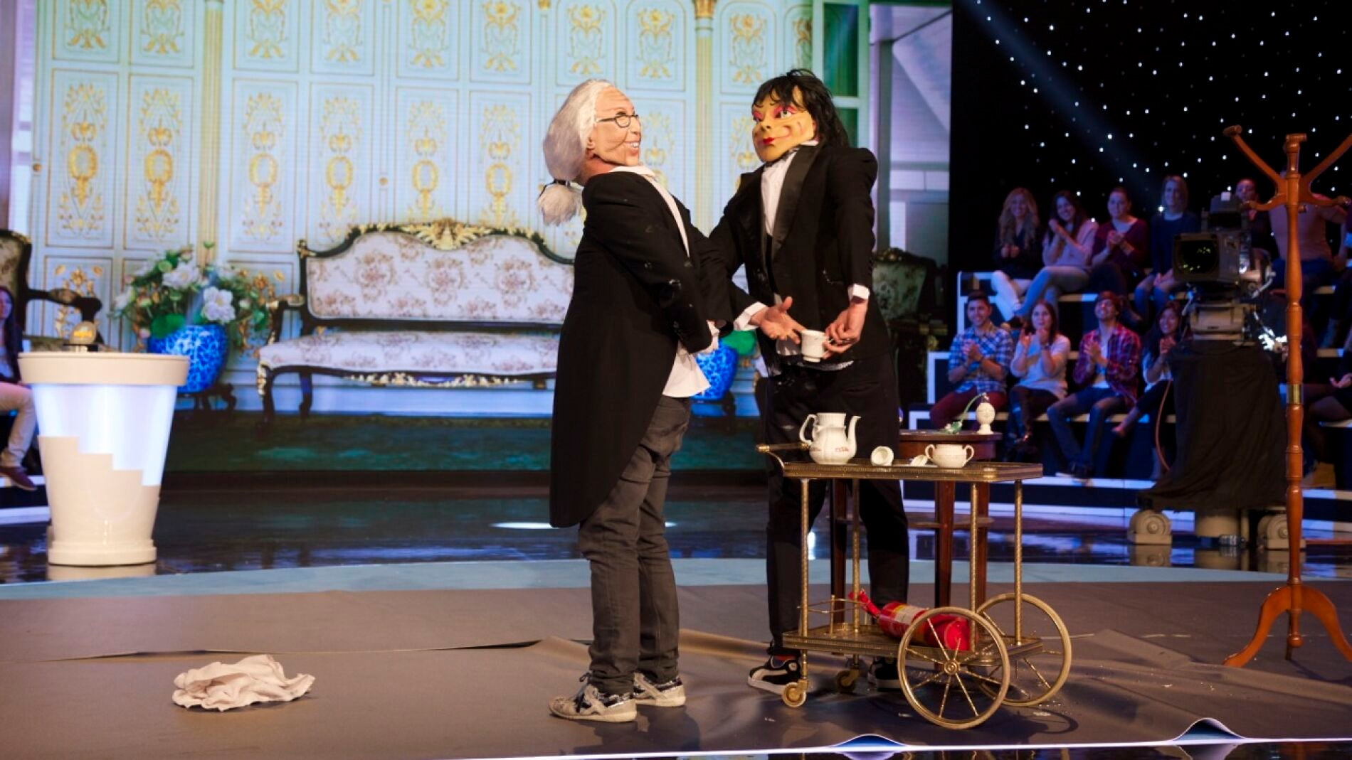 De espaldas y a lo loco con Edu Soto y Carlos Latre