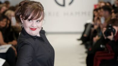 Jamie Brewer se convierte en la primera modelo con síndrome de Down que desfila en Nueva York