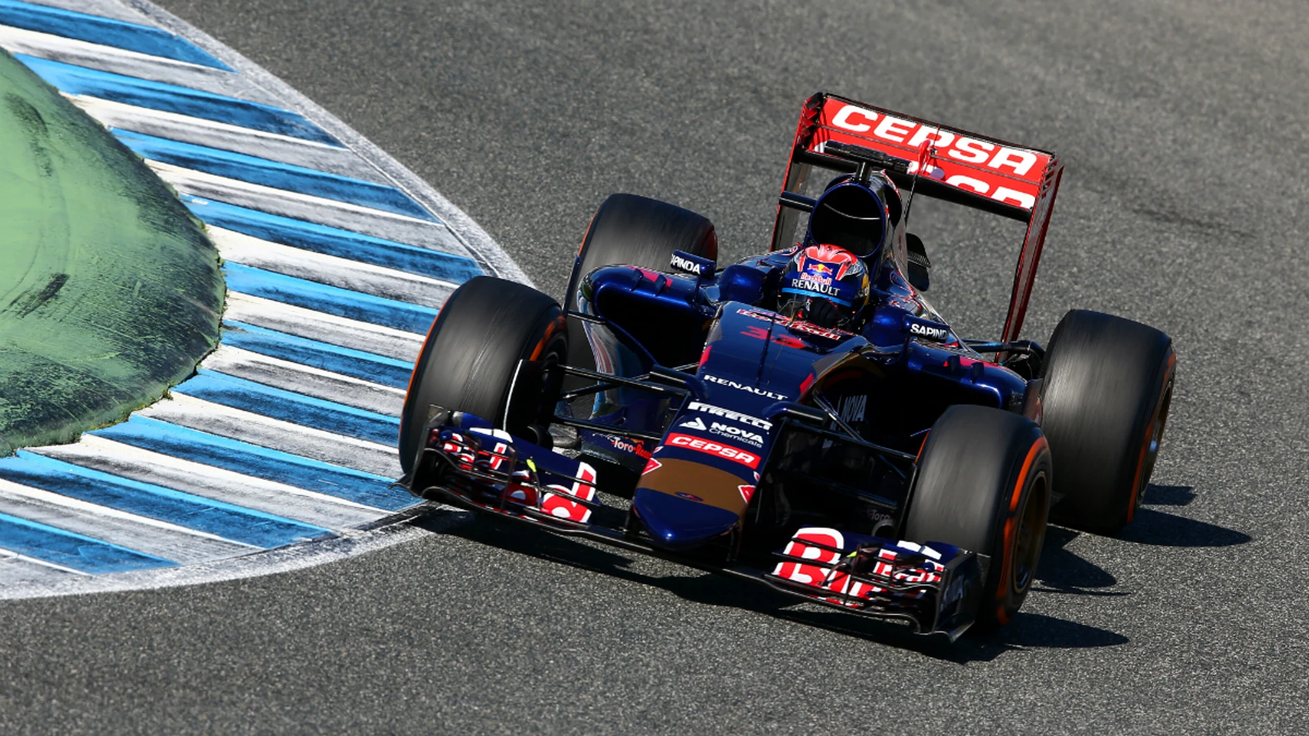 Verstappen, con el Toro Rosso en Jerez