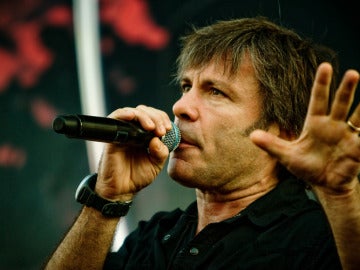 Bruce Dickinson, cantante de Iron Maiden.